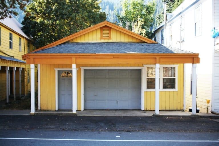 house with garage door